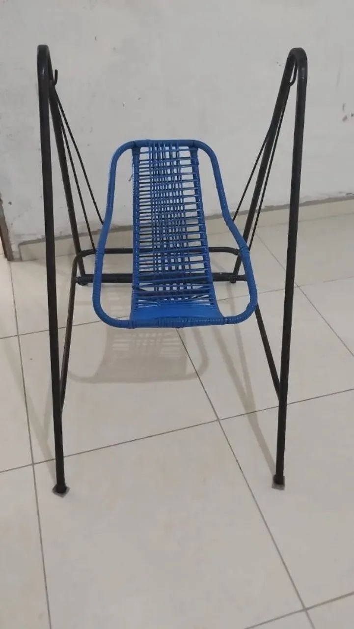 Cadeira de balanço infantil 