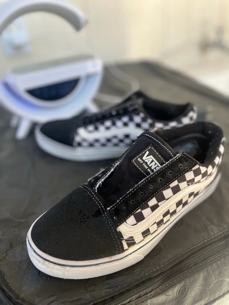 Vende-se Vans Xadrez Preto e Branco (P&B) - Foto 2