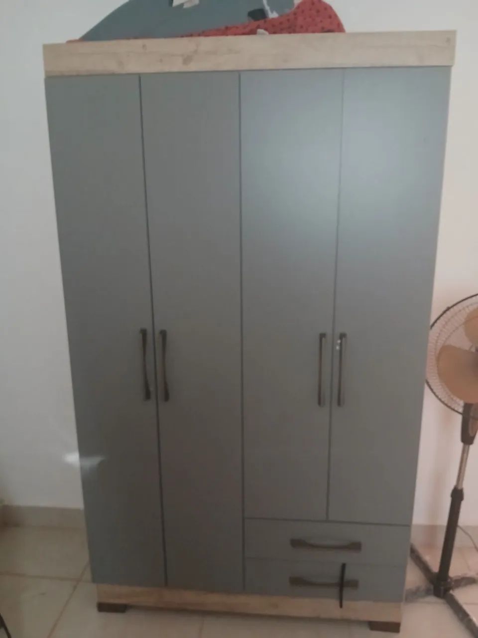 Guarda roupa solteiro 