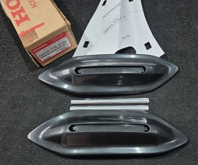 Par Protetor Lateral do Parachoque Dianteiro Genuíno da Honda HRV