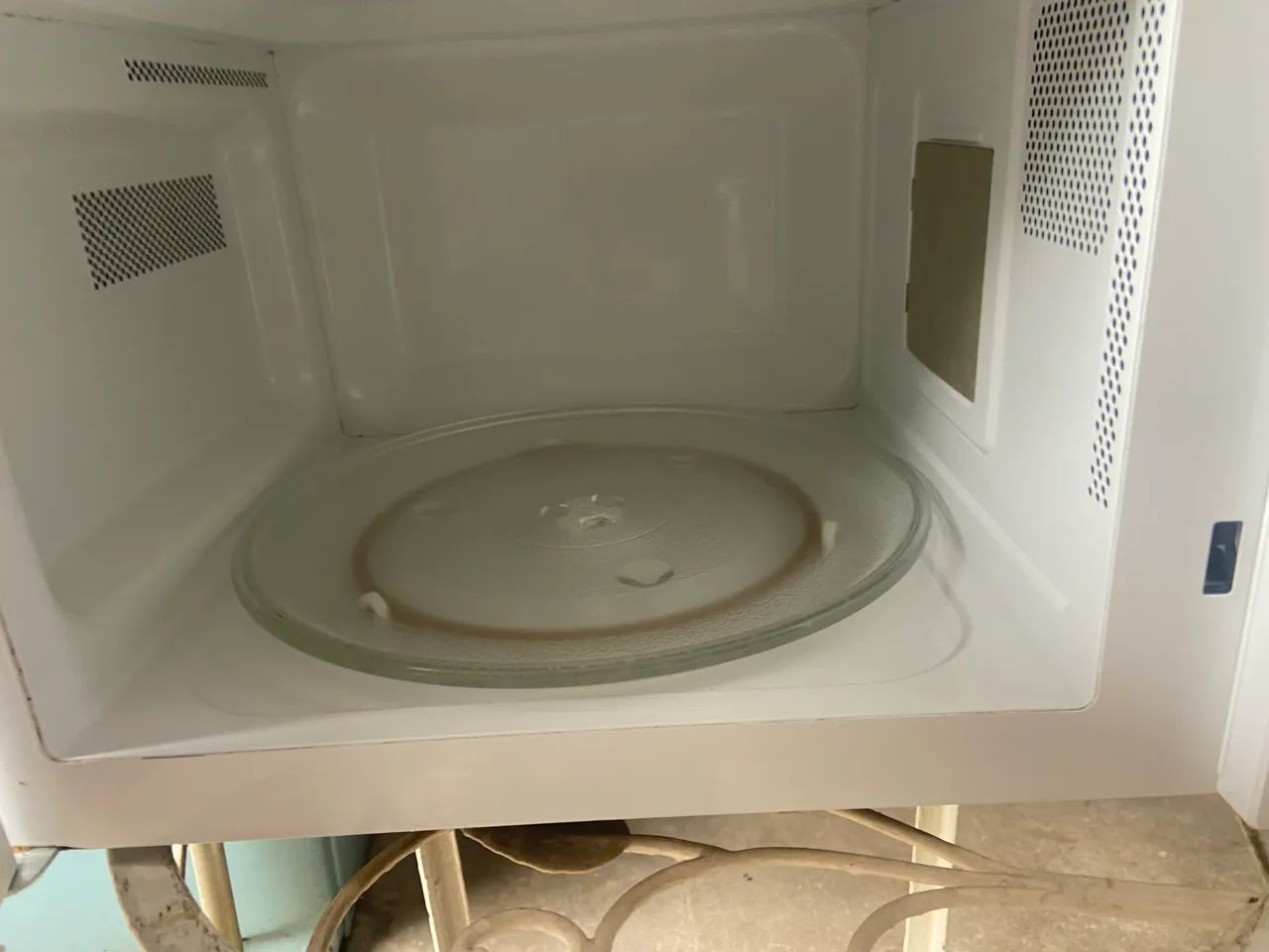 Microondas Electrolux de 36L - Foto 4
