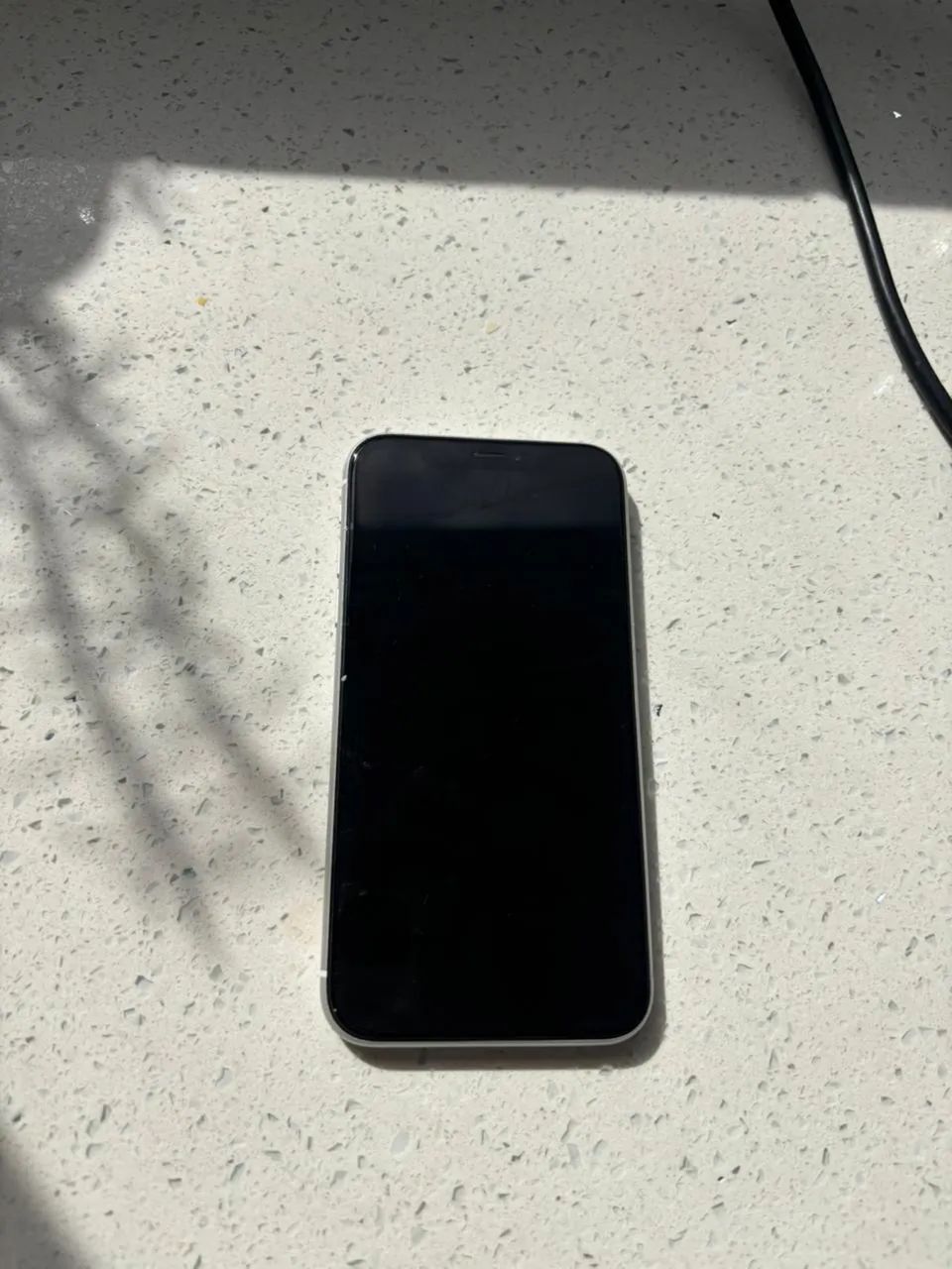 iPhone XR, 128 Gb, em ótimo estado, com NF (única dona)