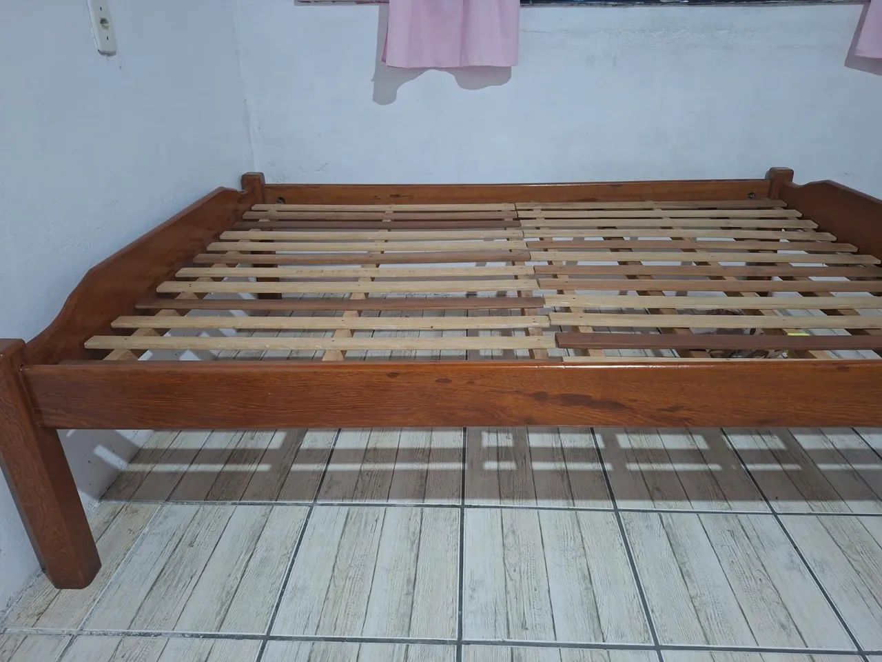 Vendo cama de casal madeirade angelim - Foto 2