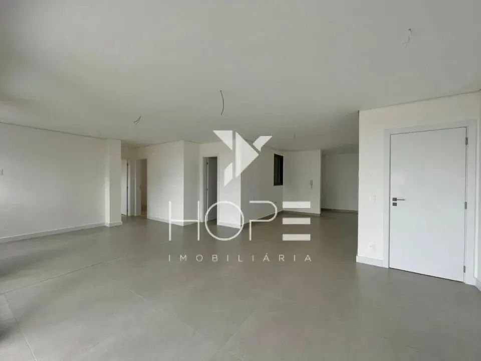 Apartamento à Venda  112 m² área util  2 Quartos (2 Suítes)  Edifício Arbo e Flora