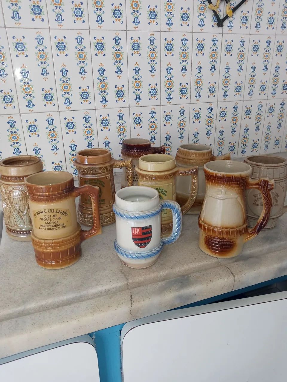 KIT DE 9 CANECAS DÉCADA DE 60