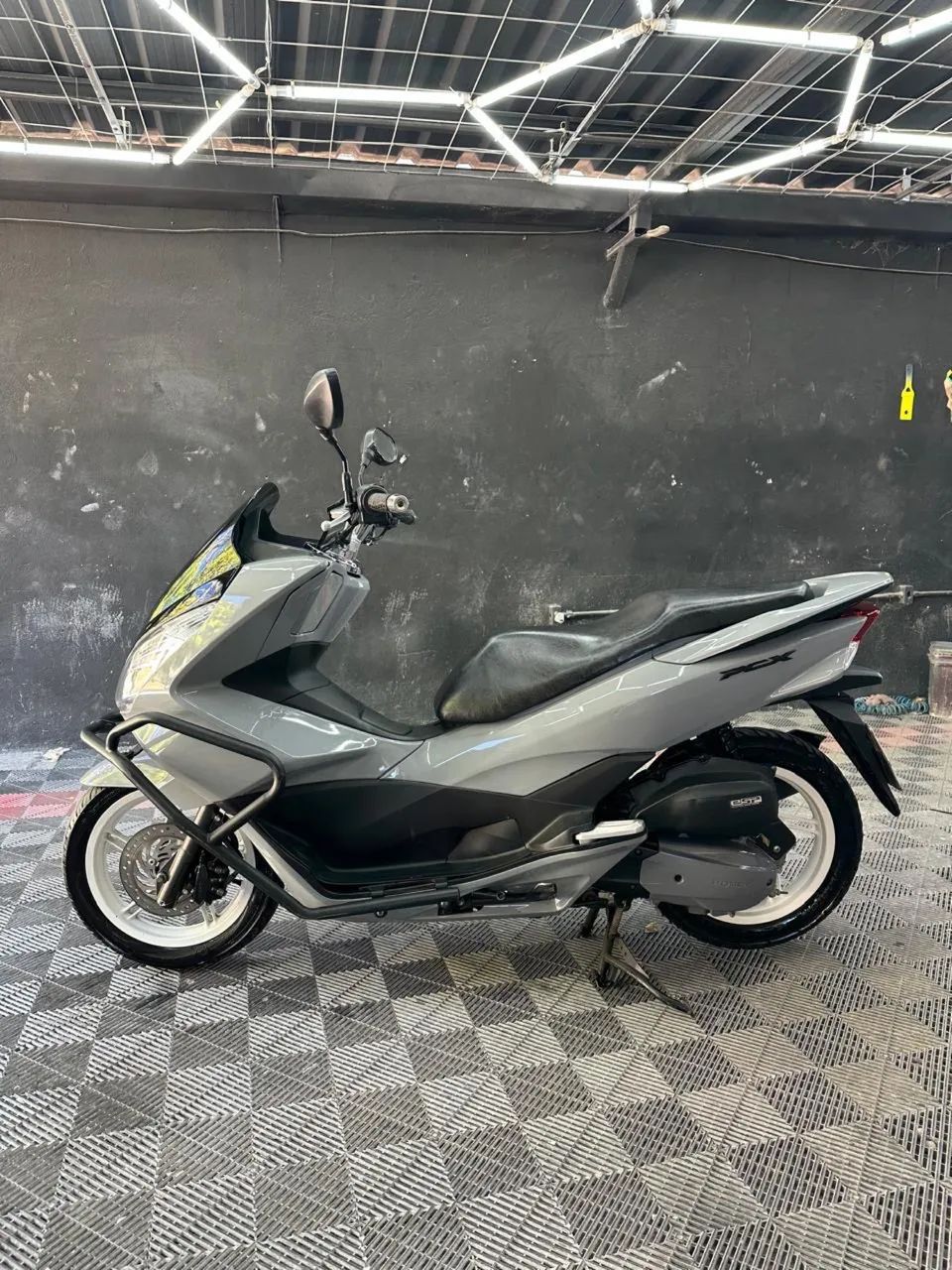 moto pcx  - Foto 5