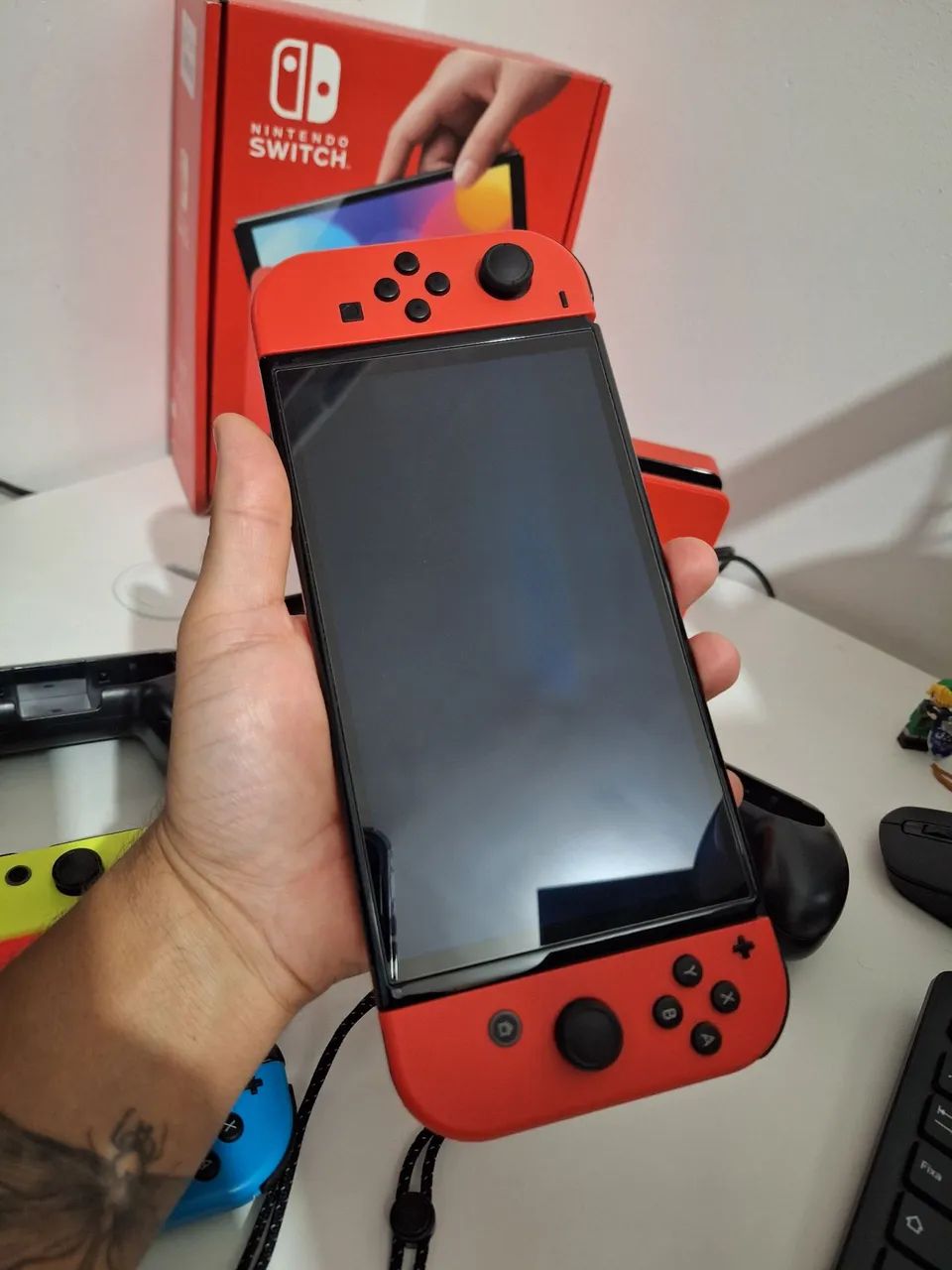 NINTENDO SWITCH OLED MARIO  - Foto 4