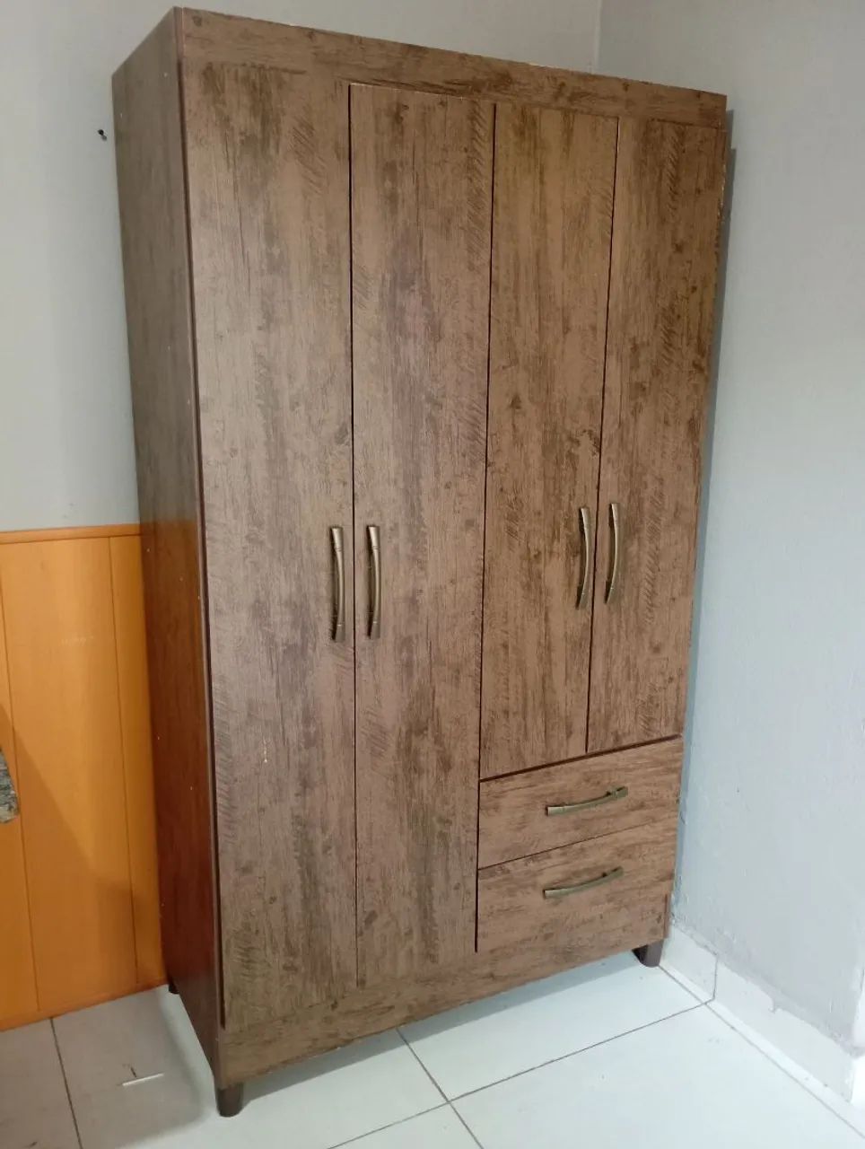 Guarda roupa solteiro 