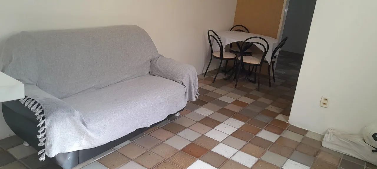 Aluga-se kitnet 1,200, terceiro andar 305. - Foto 5