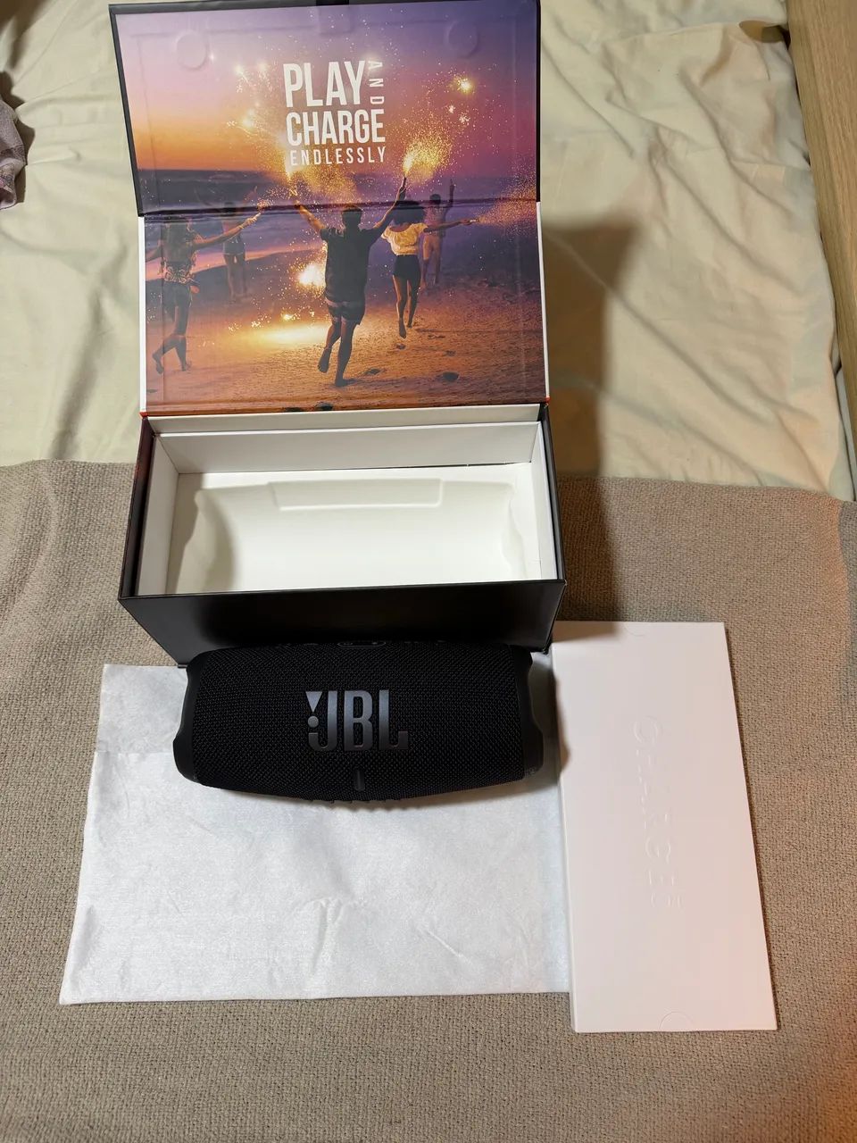 JBL Charge 5 Semi-Nova - Estado de Nova! (Com Caixa e Acessórios)
