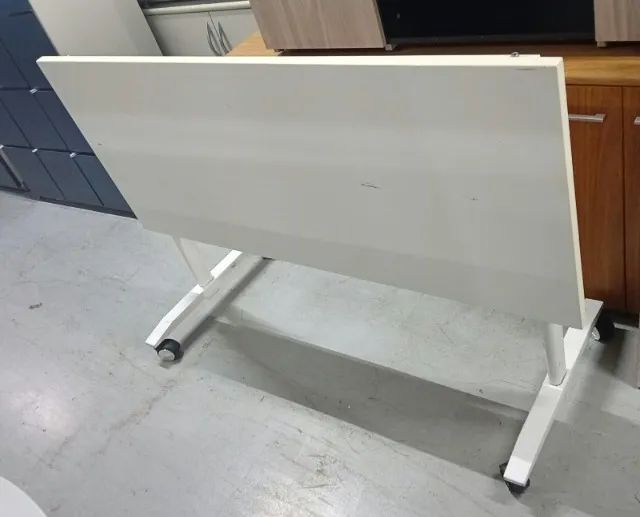 Mesa Dobrável Para Escritório - Foto 2