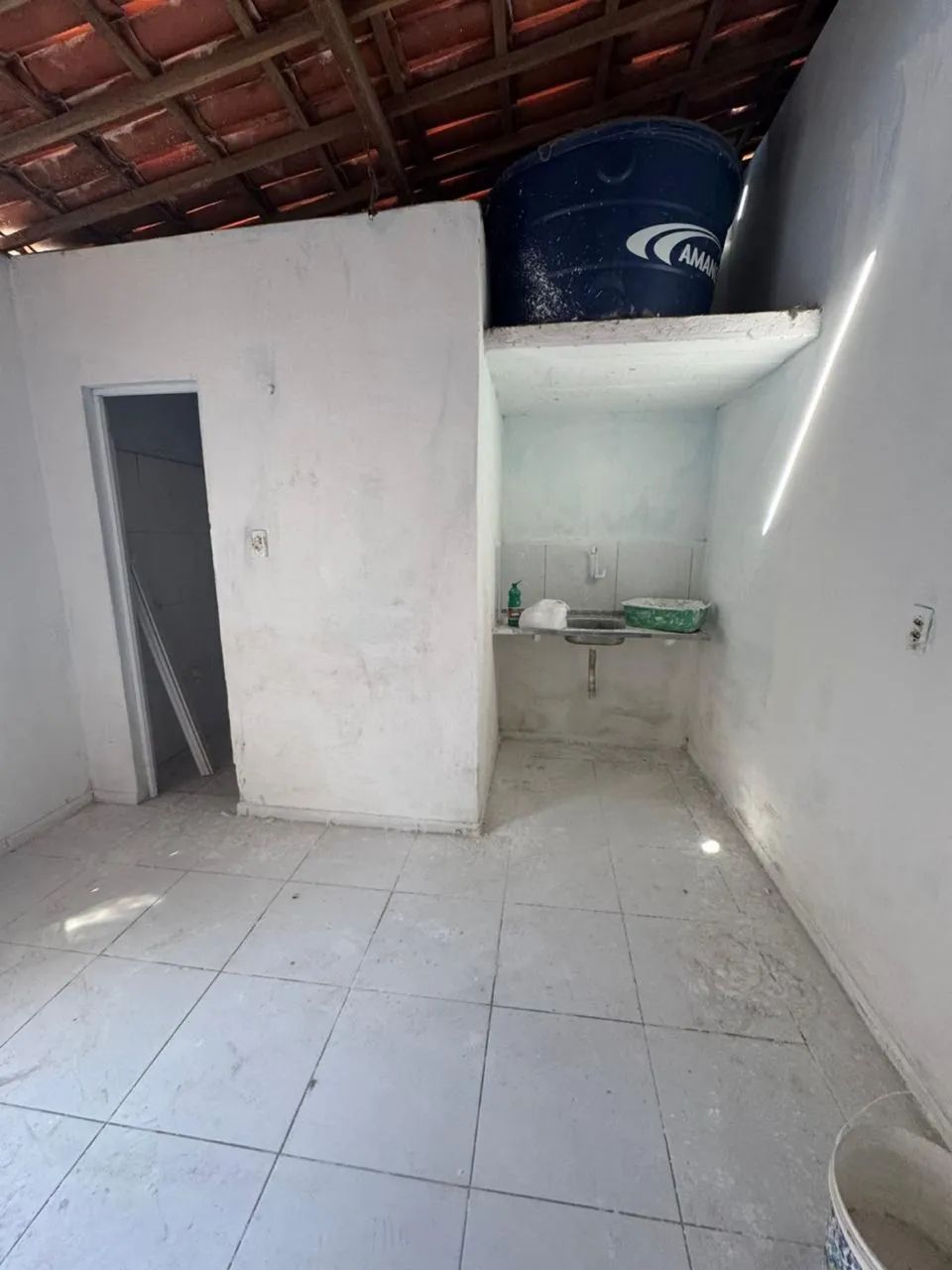 Vendo casa no Bairro Vila Velha - Foto 4