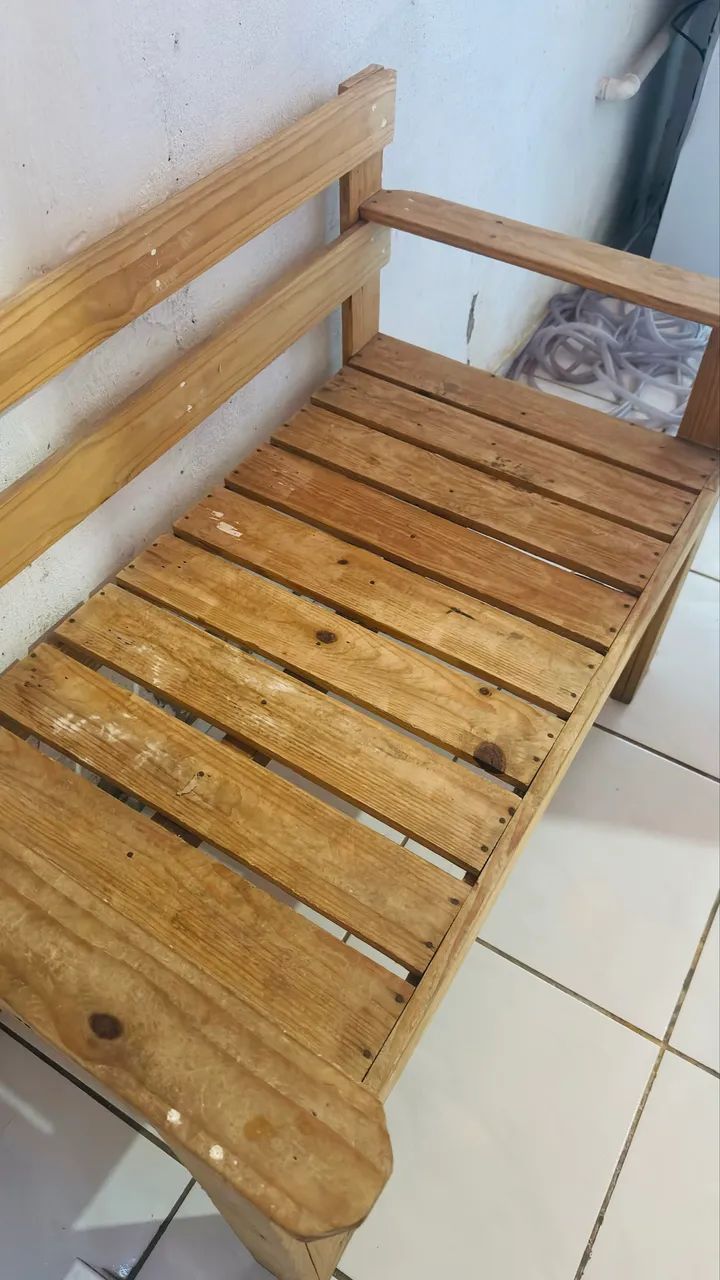 Banco de pinus 