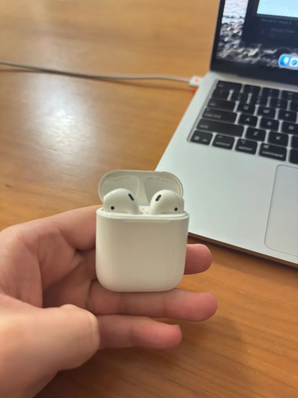 Fone AirPods 2º Geração ORIGINAL Apple