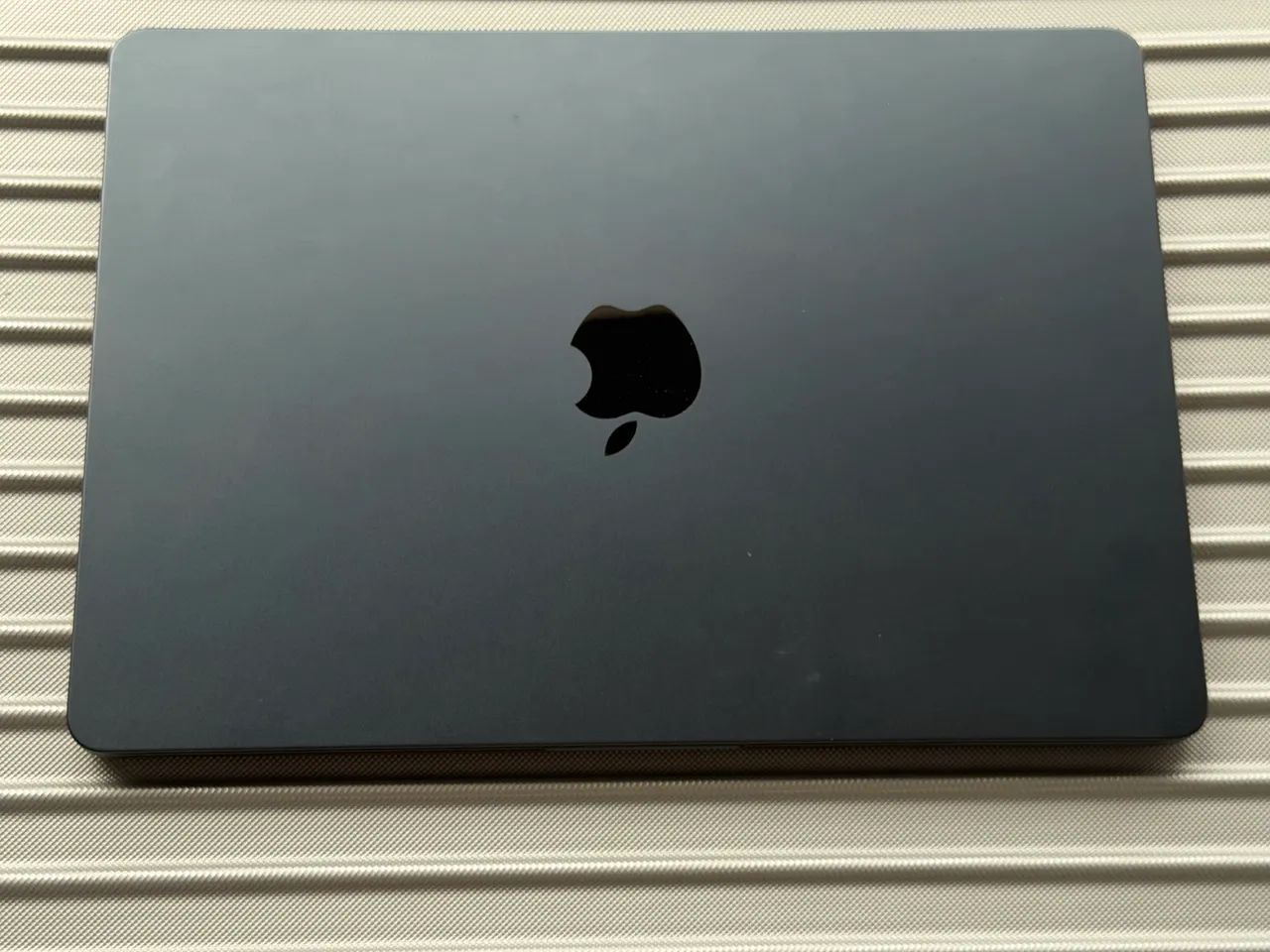 MacBook Air 2022, 24 RAM - 1T - Foto 2