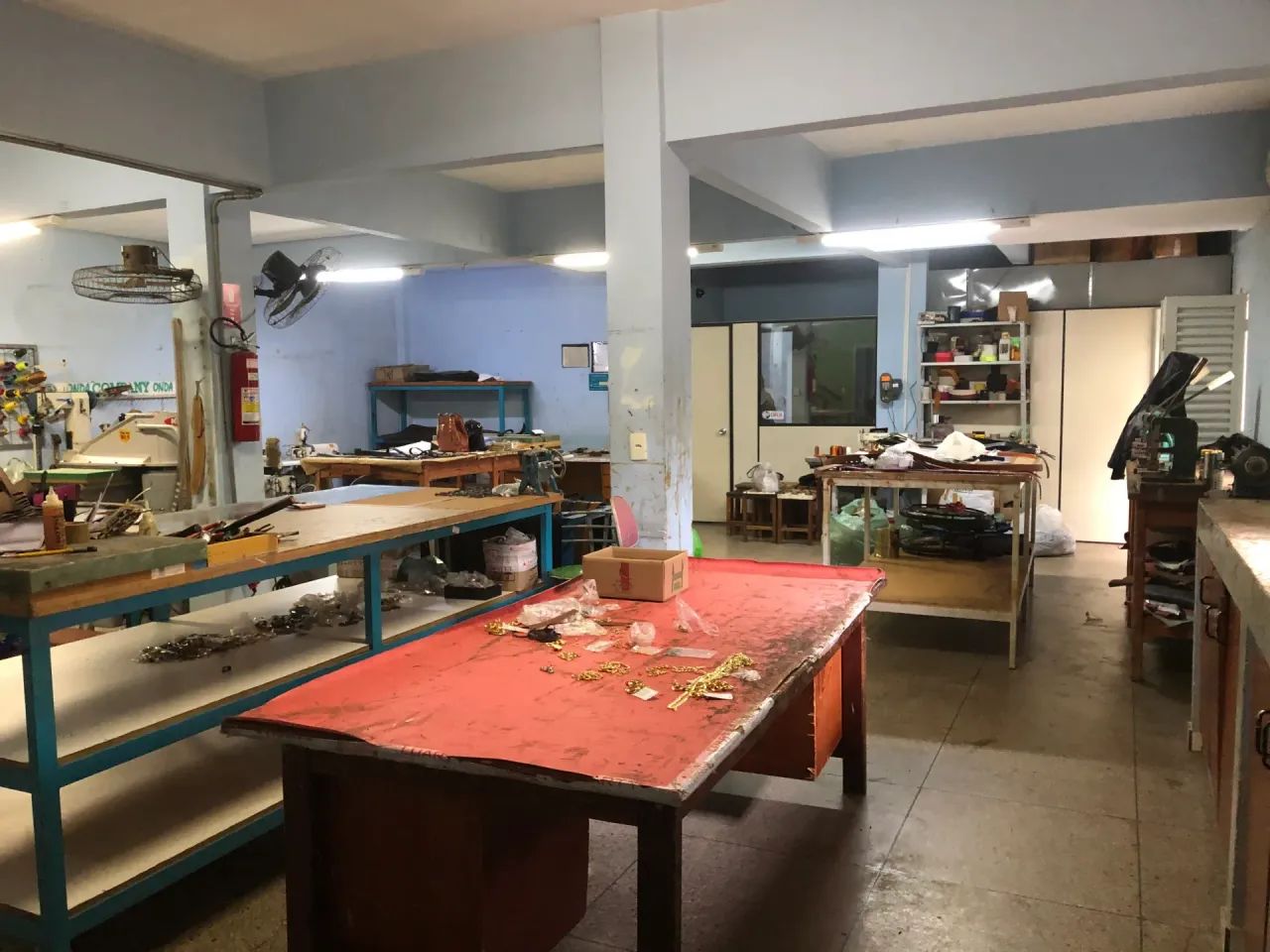 Prédio/Edifício inteiro para venda possui 360 metros quadrados com 3 quartos - Foto 4