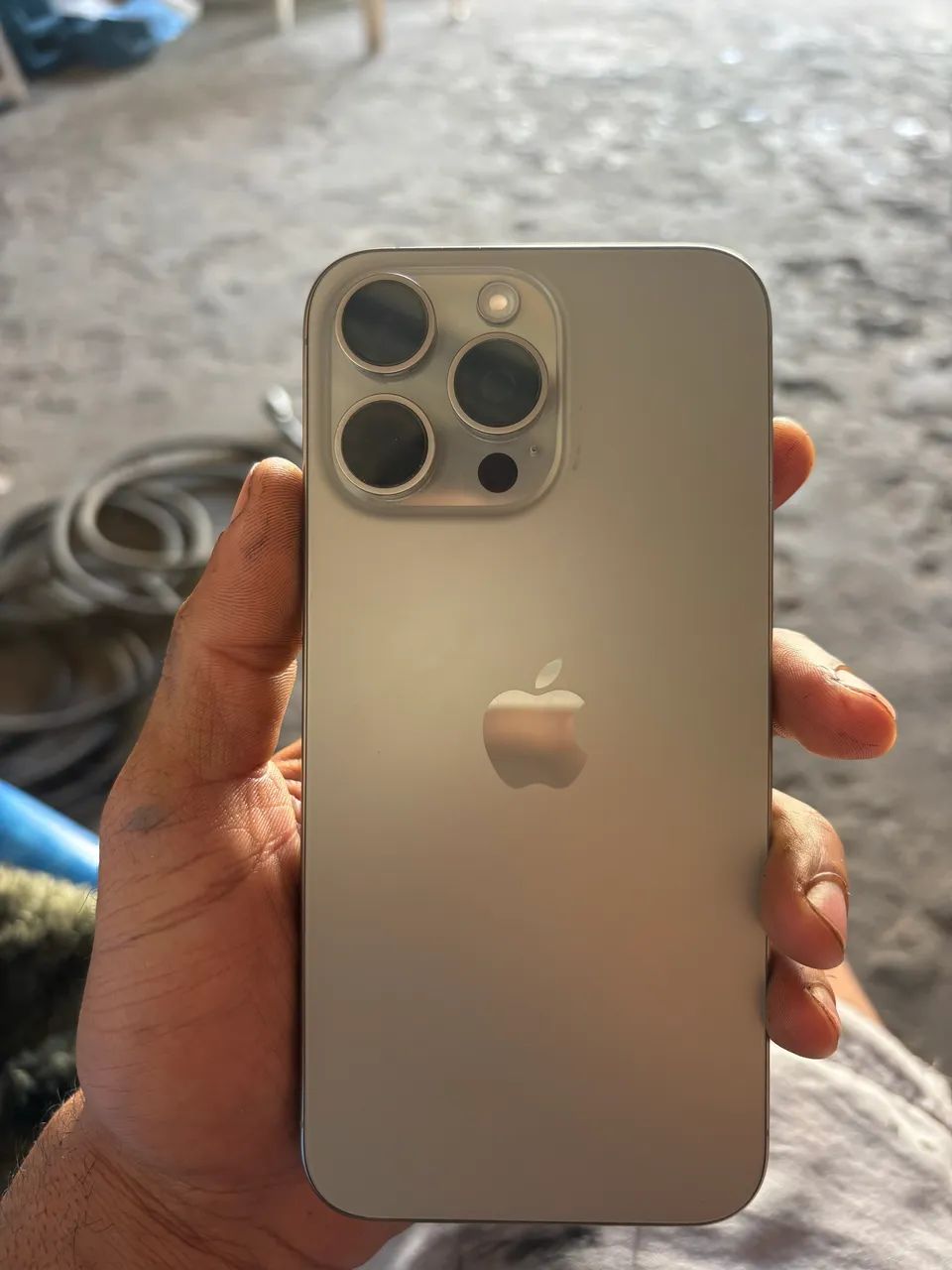 iPhone 15 pro Max  - Foto 3