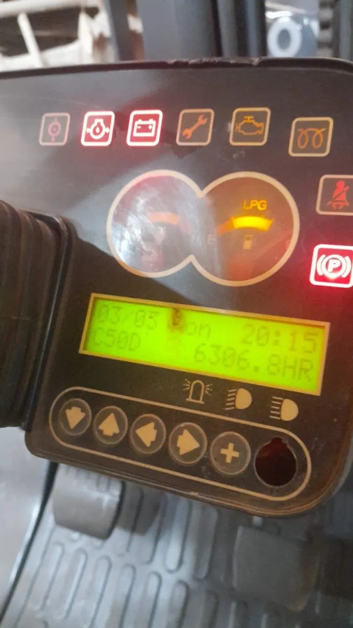 Empilhadeira Clarck C-25 - 2011 - Foto 4