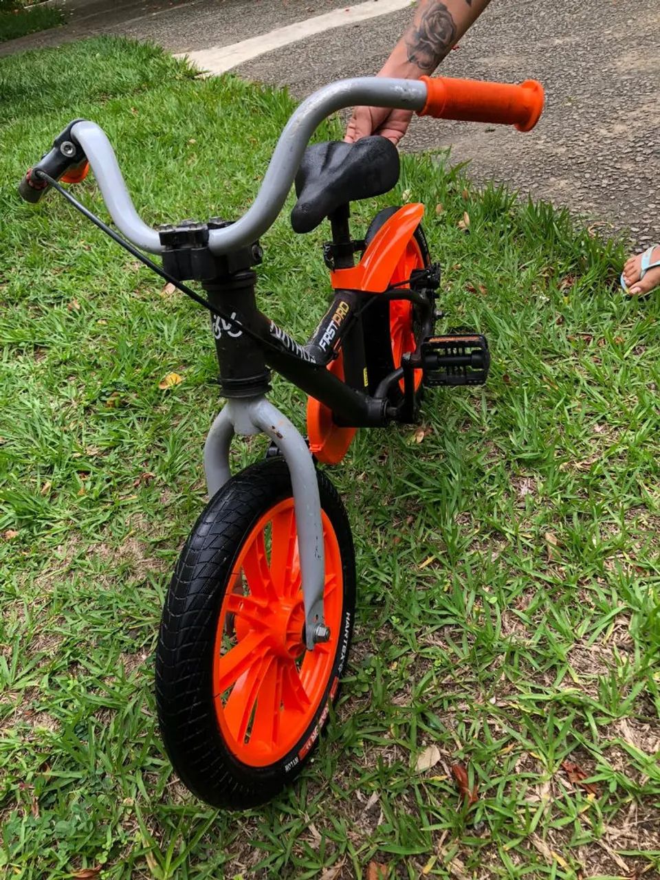 Bicicleta infantil aro 14 - Foto 2