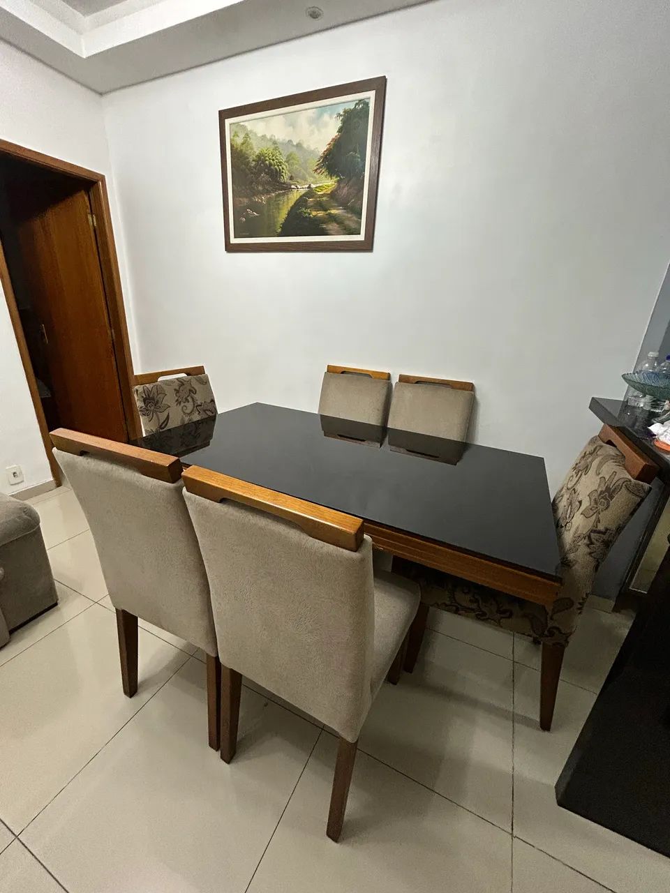 Mesa de jantar de seis lugares  - Foto 2