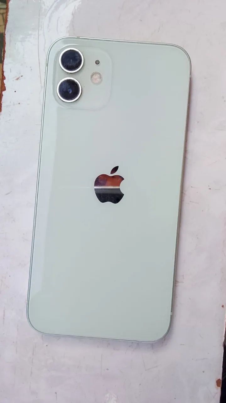 iPhone 12, 128 giga branco. Funcionando perfeitamente saúde da bateria 72% - Foto 5