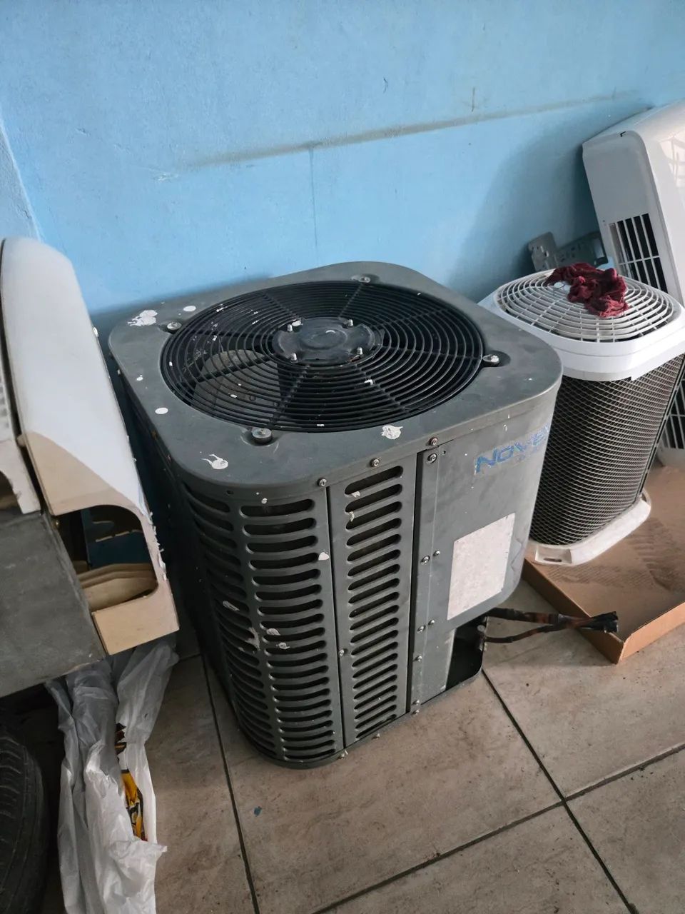 Split 36.000 btus e 9.000 btus - Foto 5