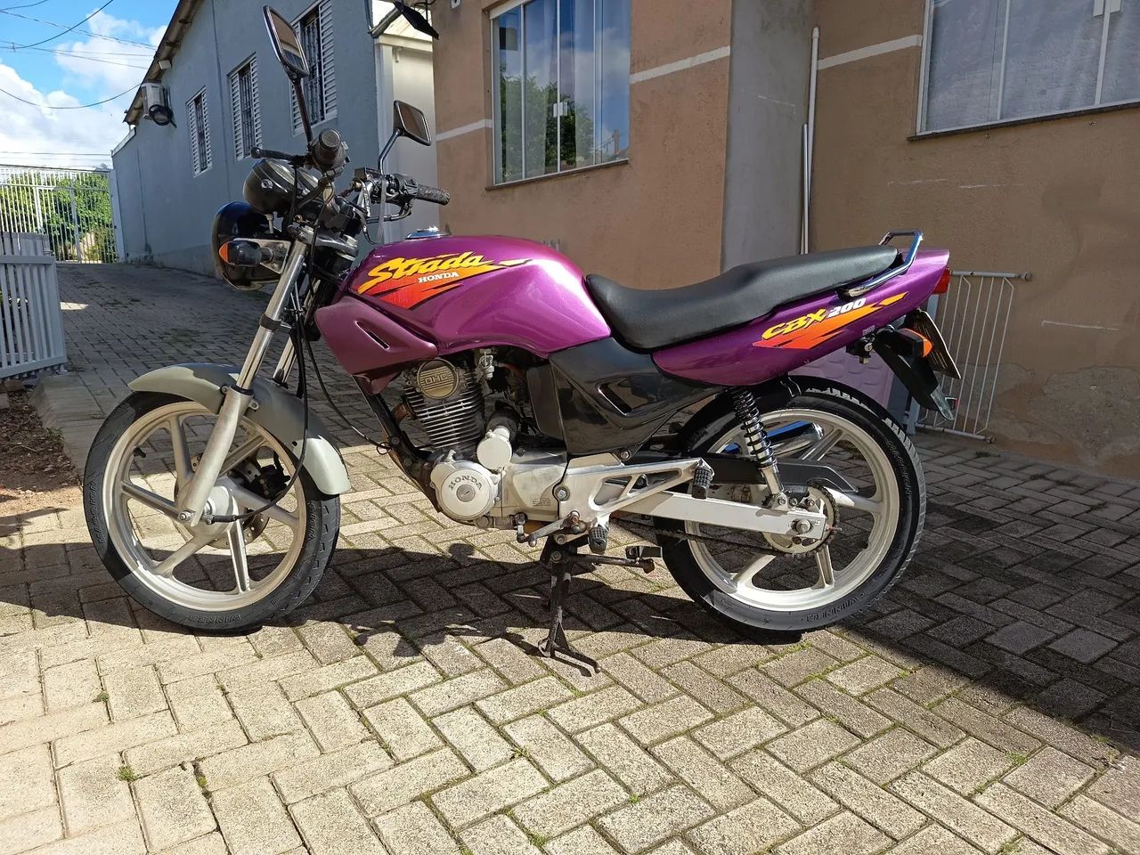 CBX 200 Strada 