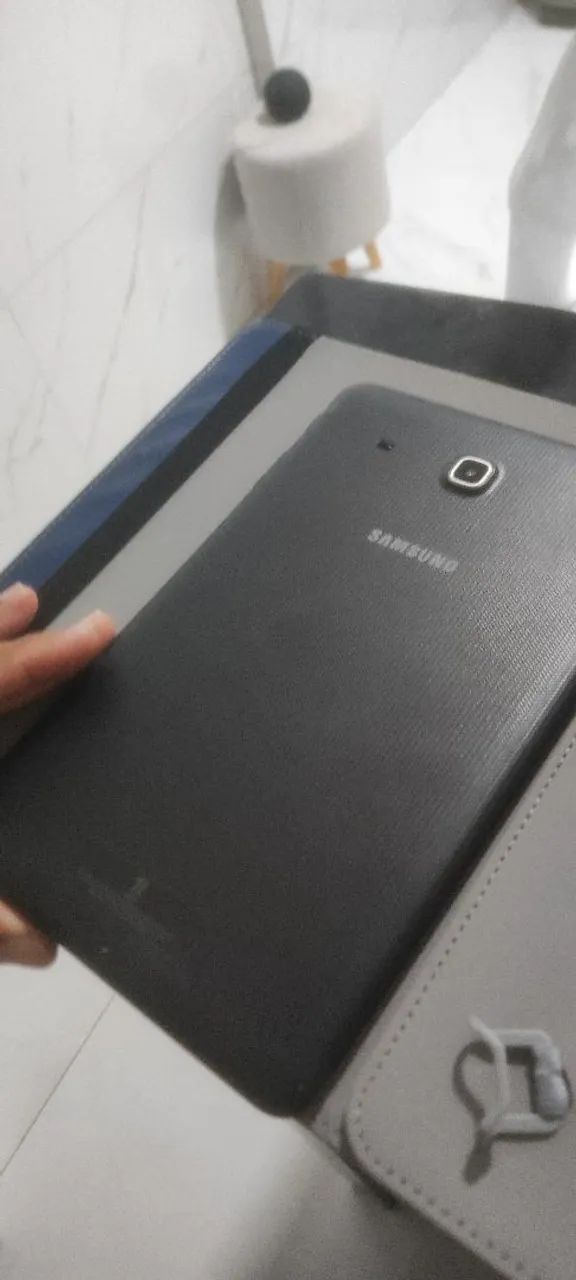Tablet Samsung 9.5 polegada - Foto 2
