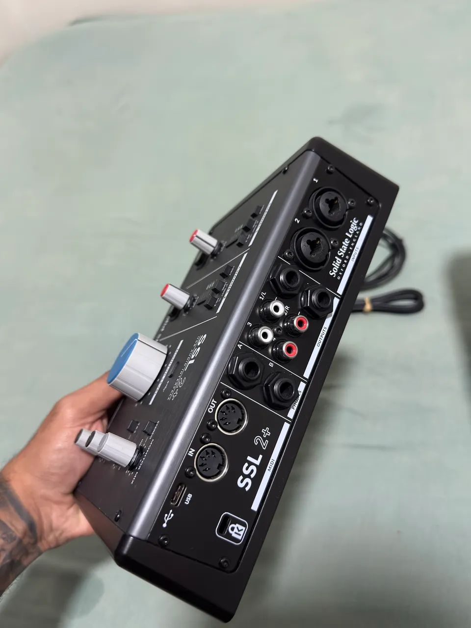 INTERFACE DE ÁUDIO SSL 2+ - Foto 3