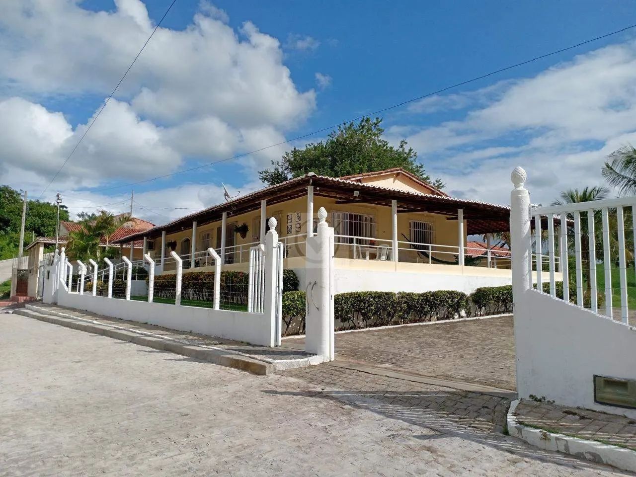 Sitio/Chácara aluguel, energia solar, 9 quartos, 1 suíte, 20 vagas, centro