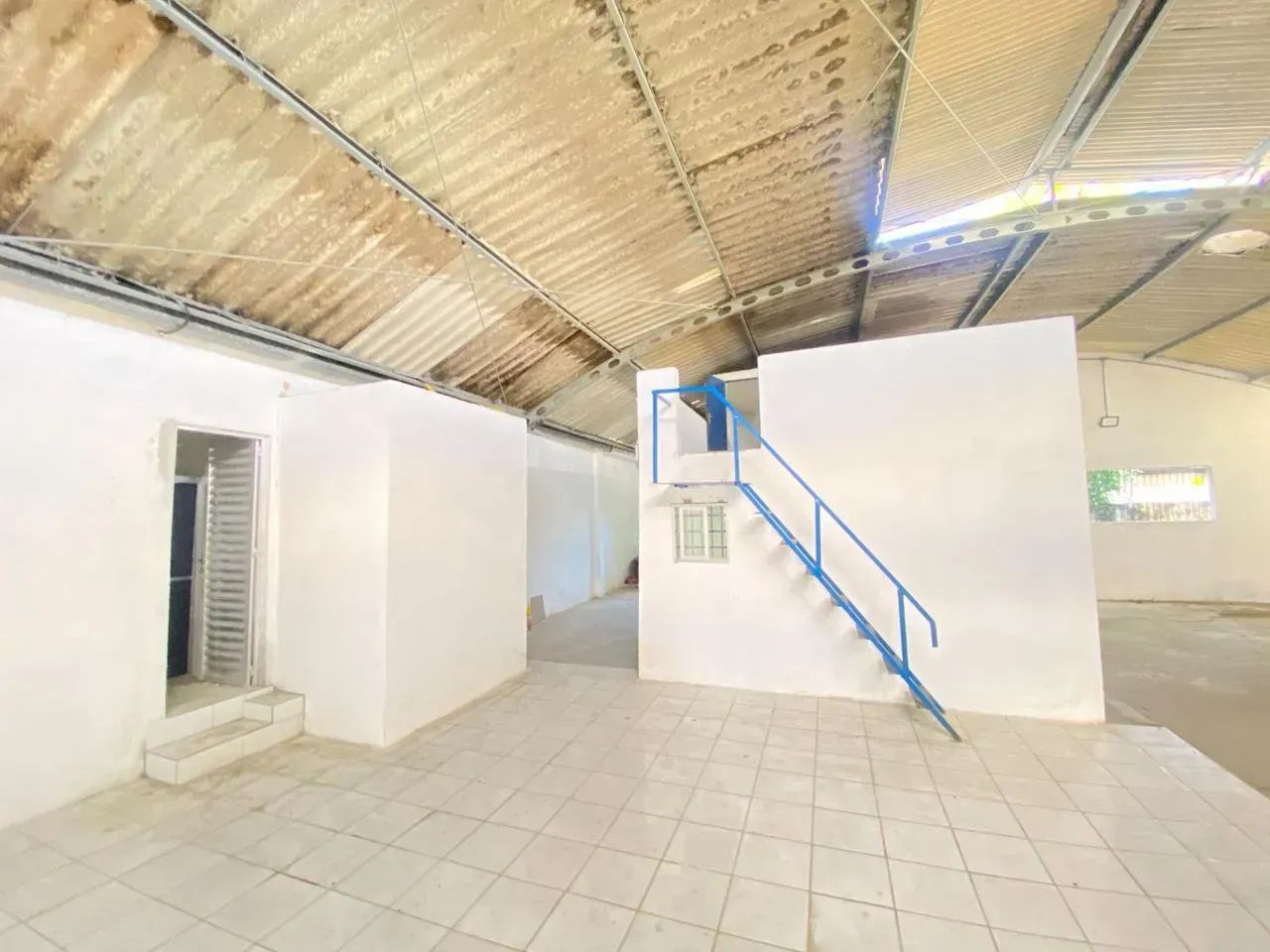 Aluguel Galpão  com 450 m² na Imbiribeira - Foto 2