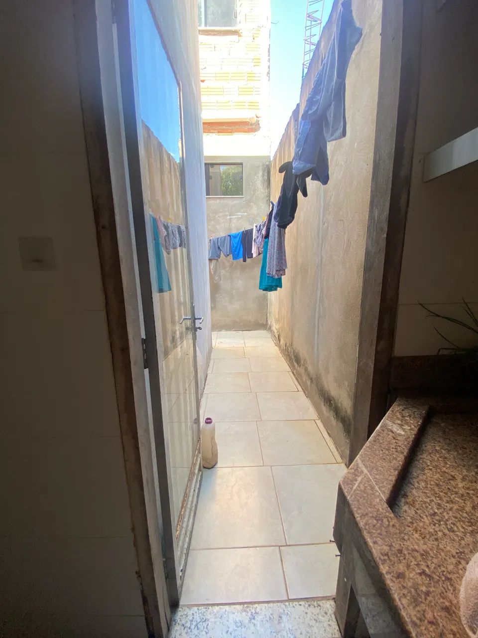 Alugo casa no jardim Milão  - Foto 2