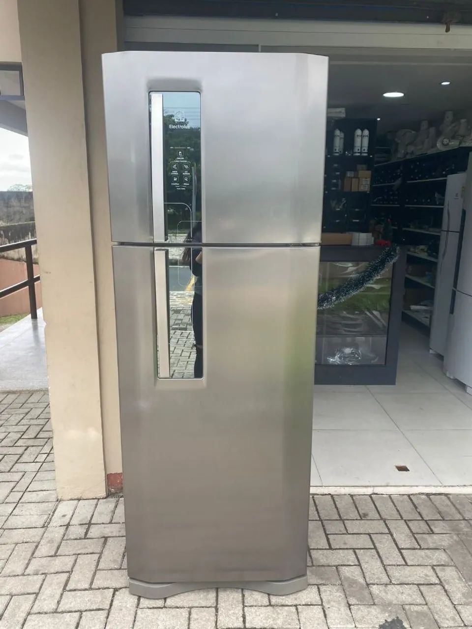Doação de geladeira 