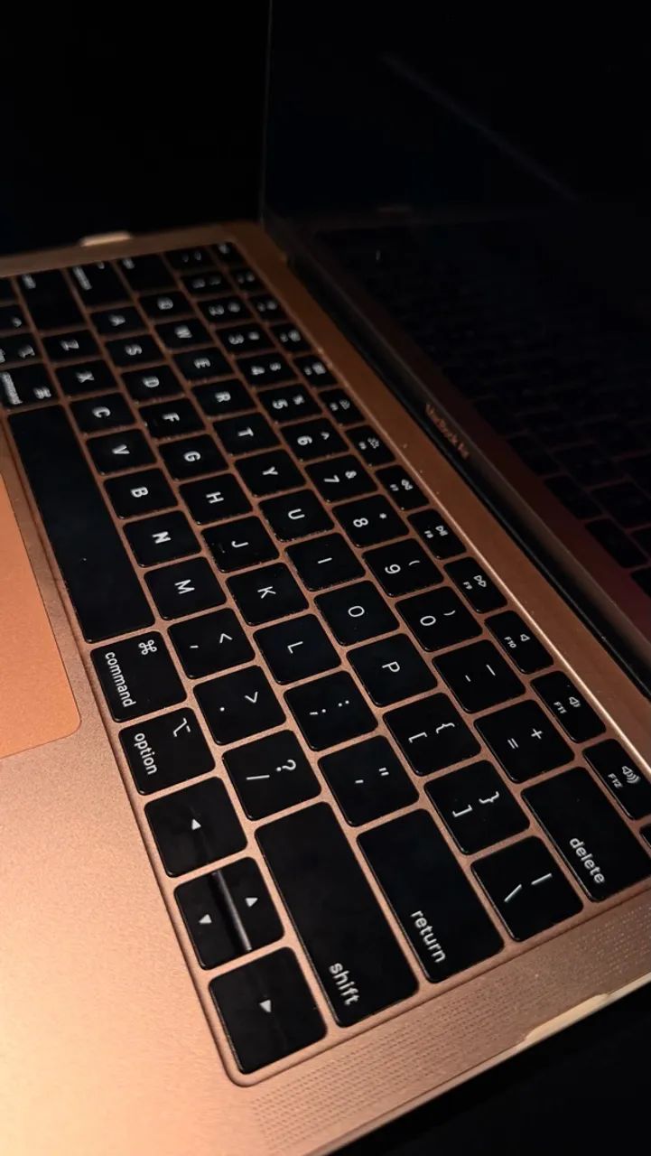 MacBook Air 2019 13pol. (rose gold) - Foto 3