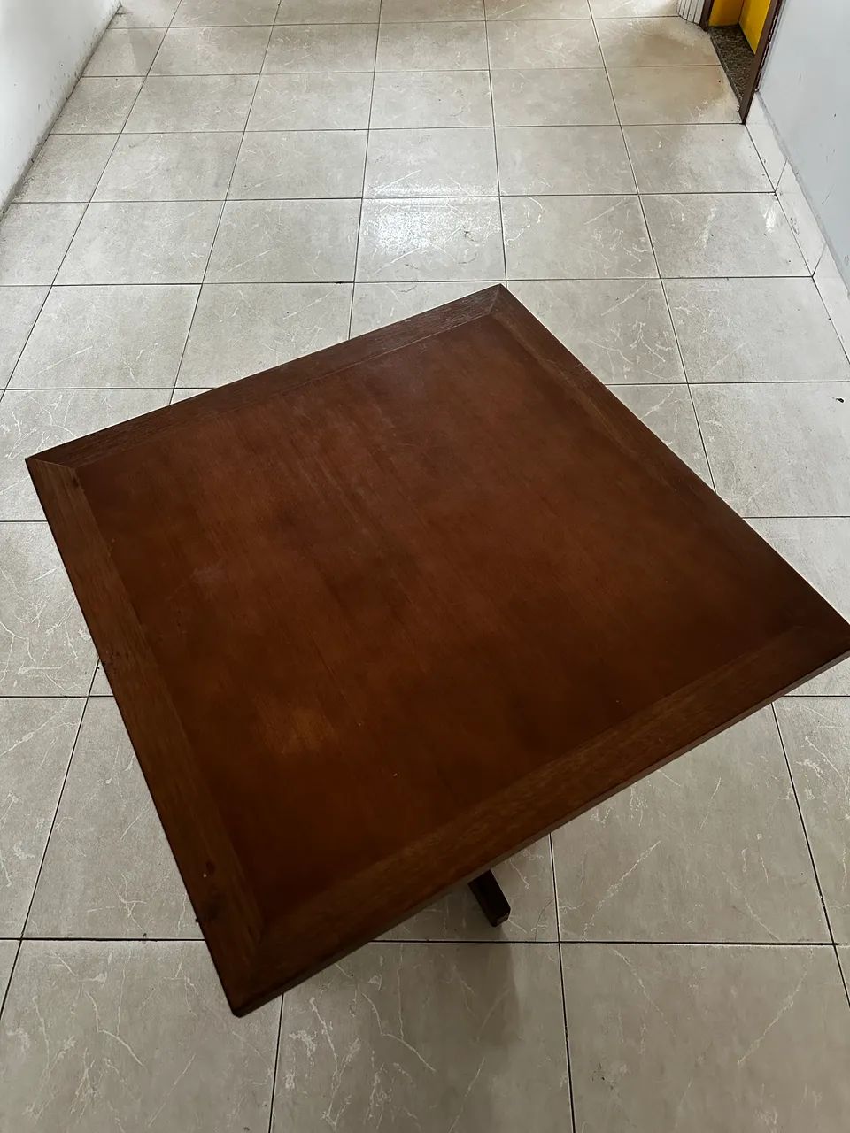 Mesa de madeira ! Sem cadeiras. - Foto 3