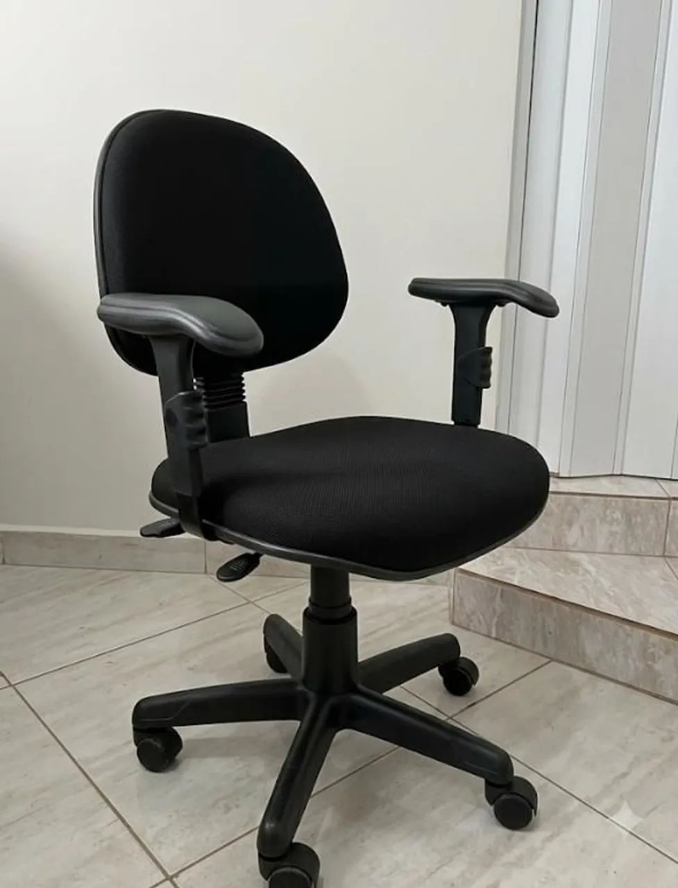 Cadeira giratória  - Foto 2