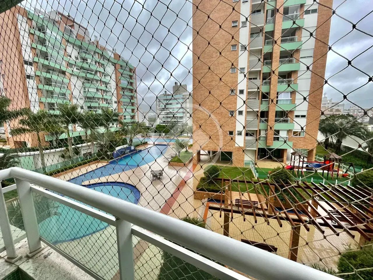 FKDS-Imóvel 2 DORMITÓRIOS (1 SUÍTE)  TRINDADE  FLORIANÓPOLIS/SC