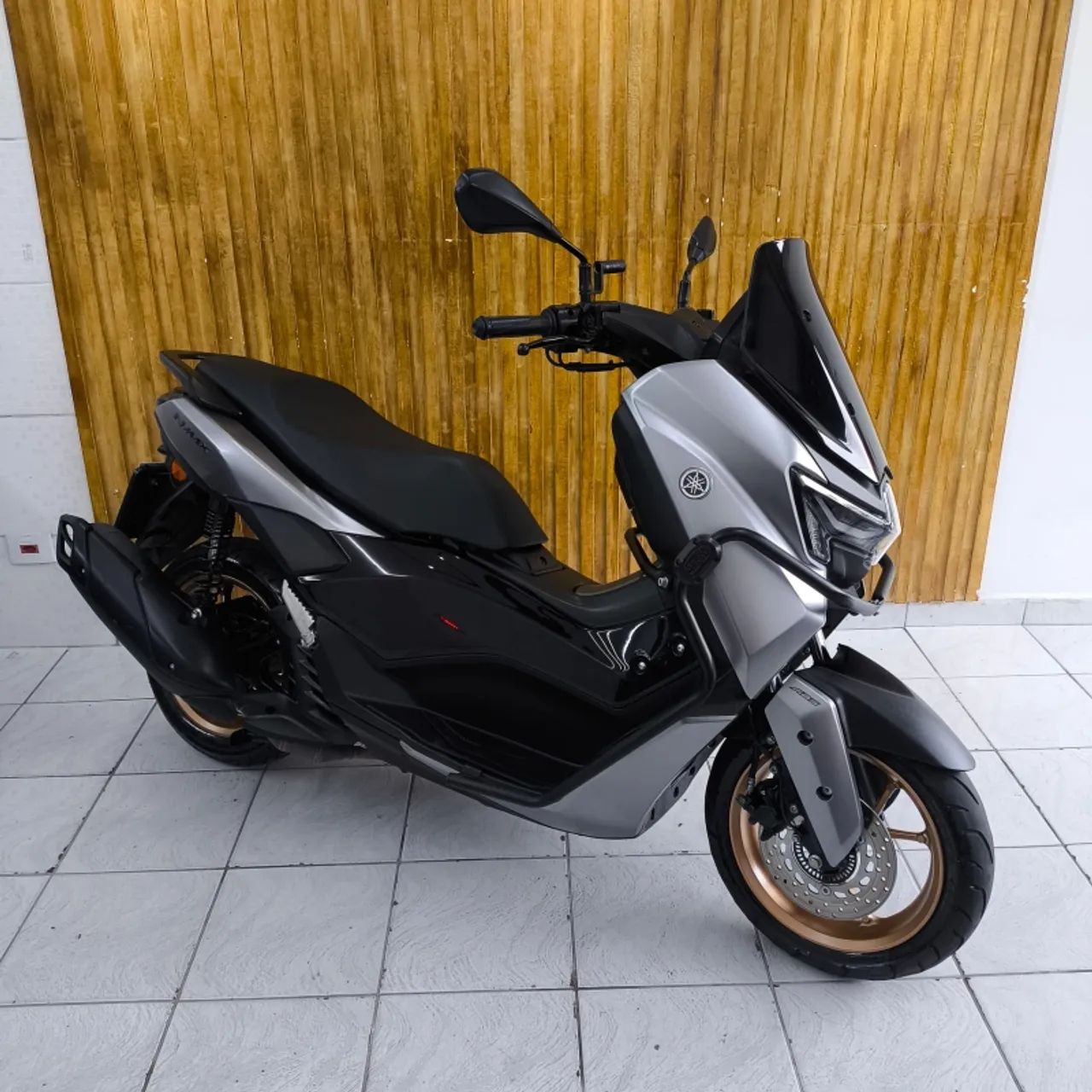Nmax 160 2025 KM 18.400 - Foto 3