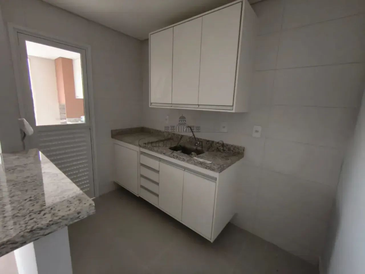 Imóvel para aluguel possui 65 metros quadrados com 2 quartos - Foto 5