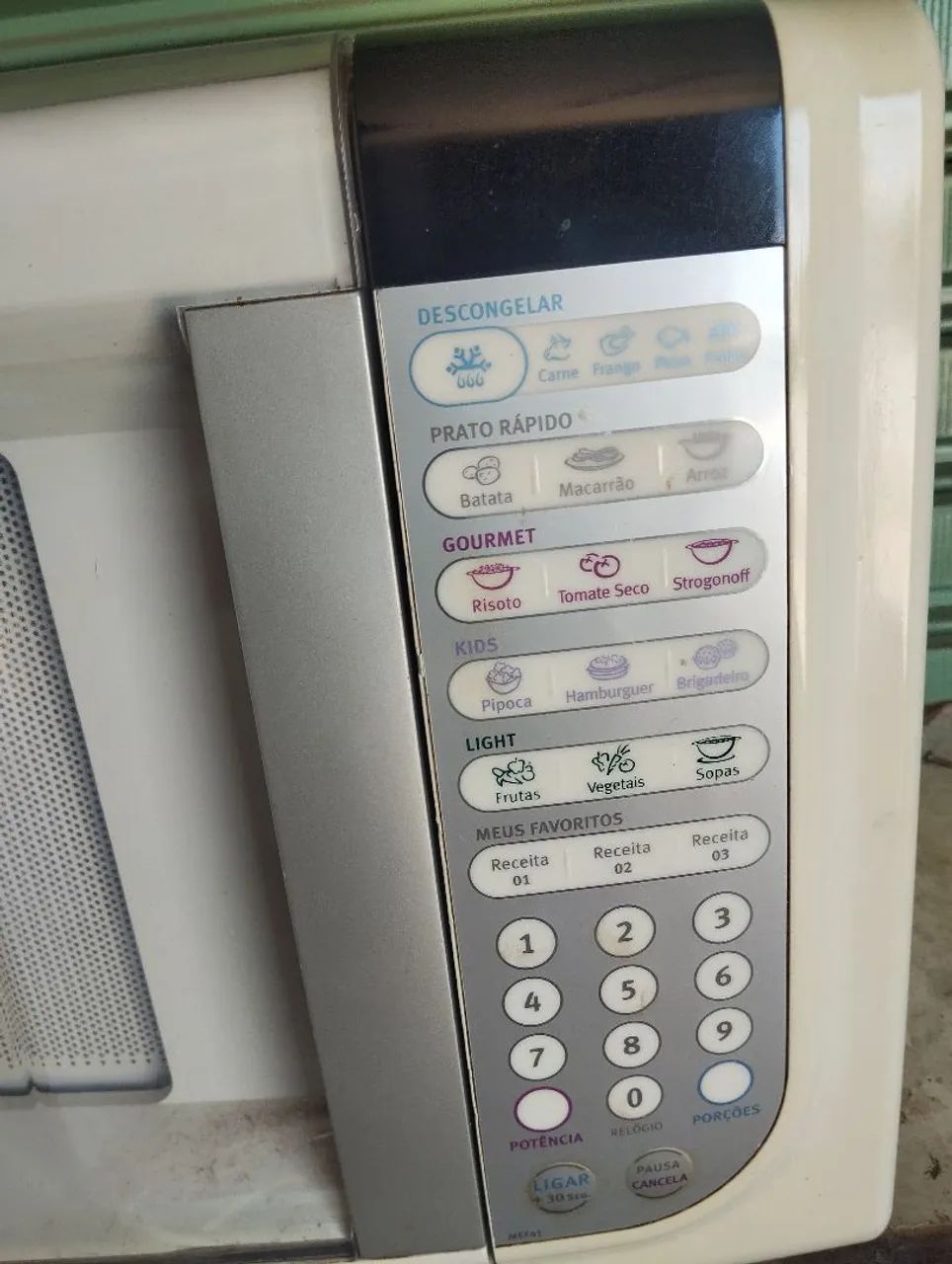 MICROONDAS ELECTROLUX 31 L - Foto 4