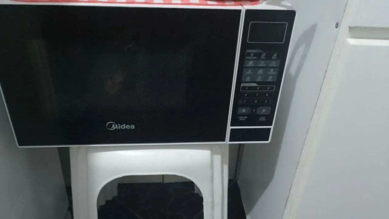 Microondas Midea 