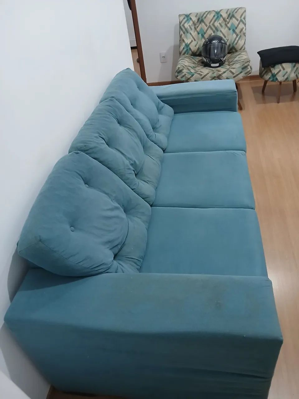 Sofá três lugares em bom estado. - Foto 3