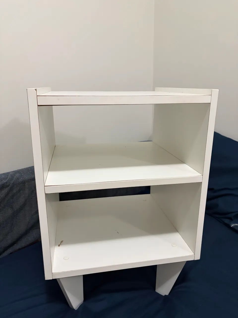 Vende-se 2 mesas de cabeceira  - Foto 2