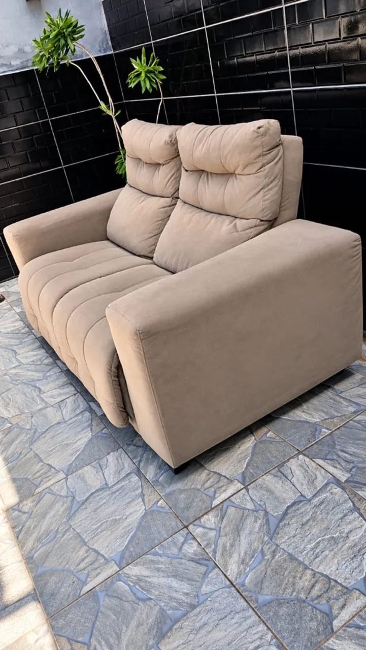 Sofá comum 2 lugares 