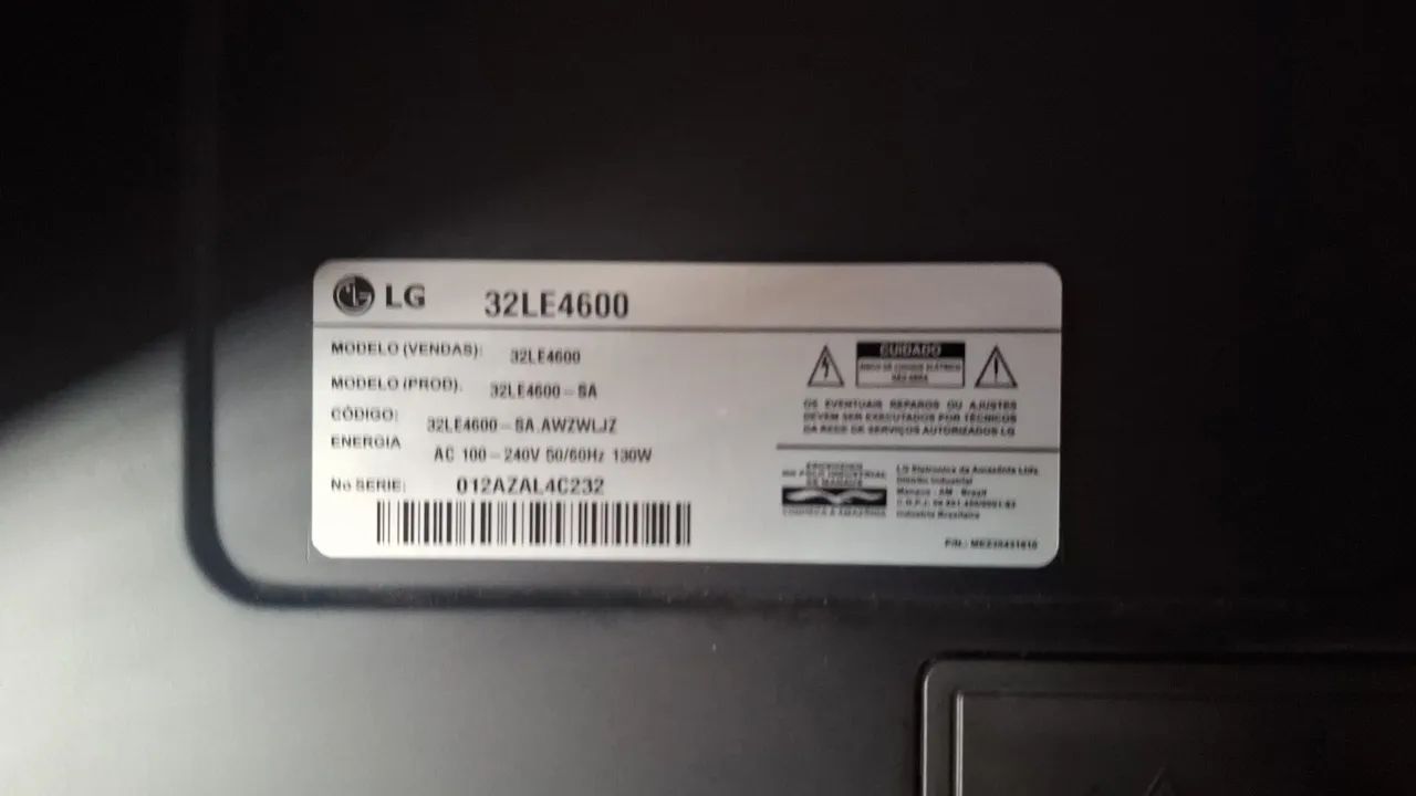 Tv LG 32 polegadas funcionando com suporte (sem controle) - Foto 2
