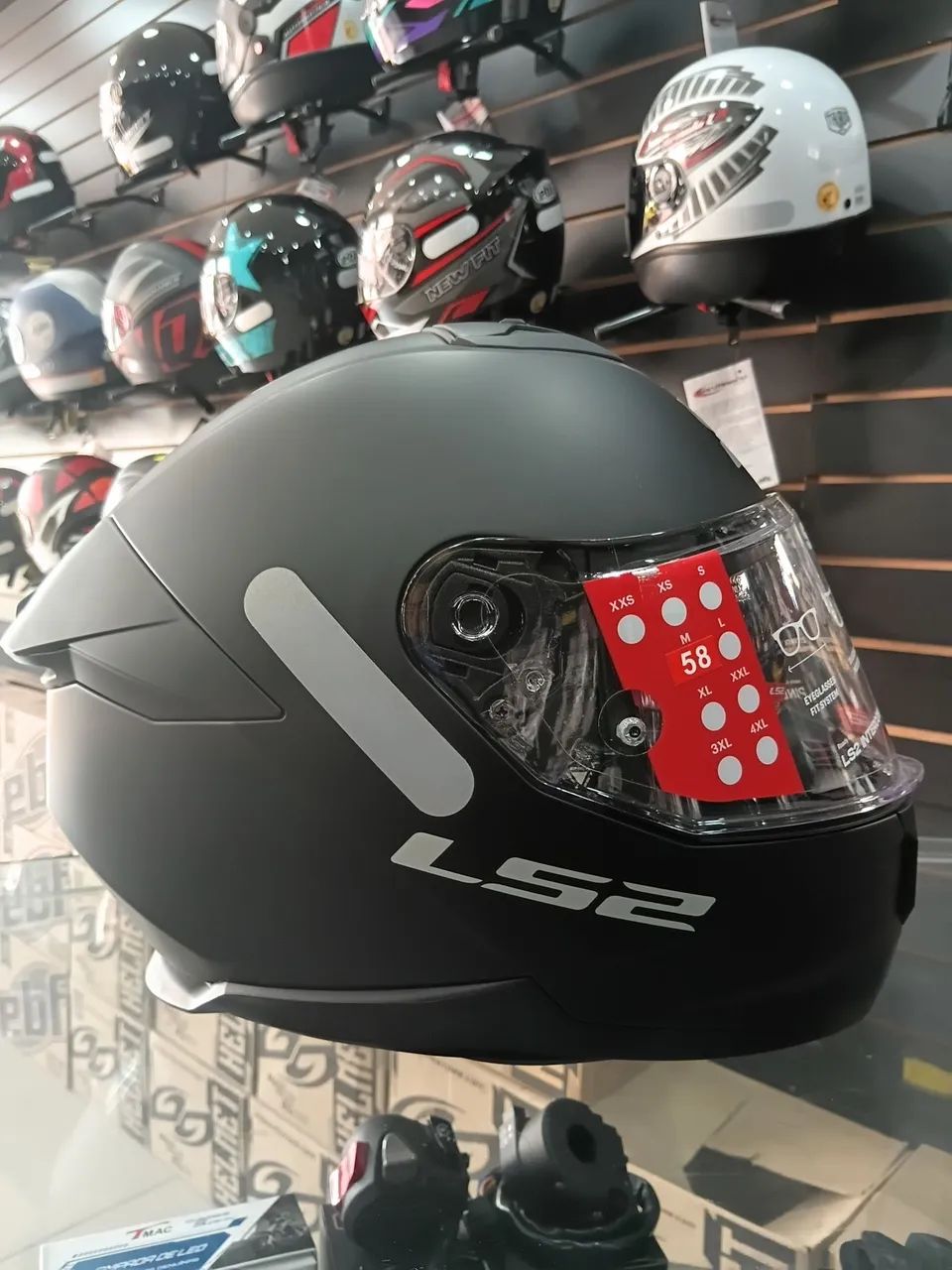 Capacete LS2 FF808 STREAM II PRETO FOSCO 