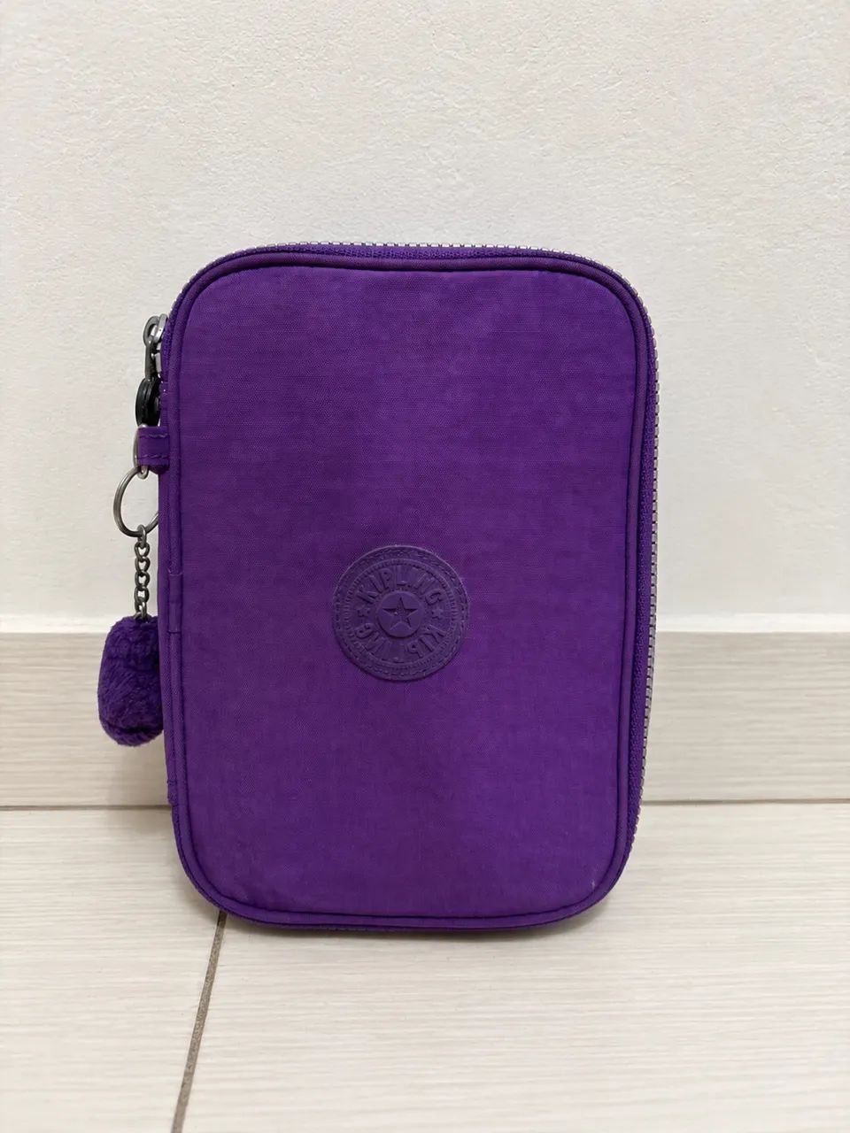 Estojo 100 peans Kipling Original 