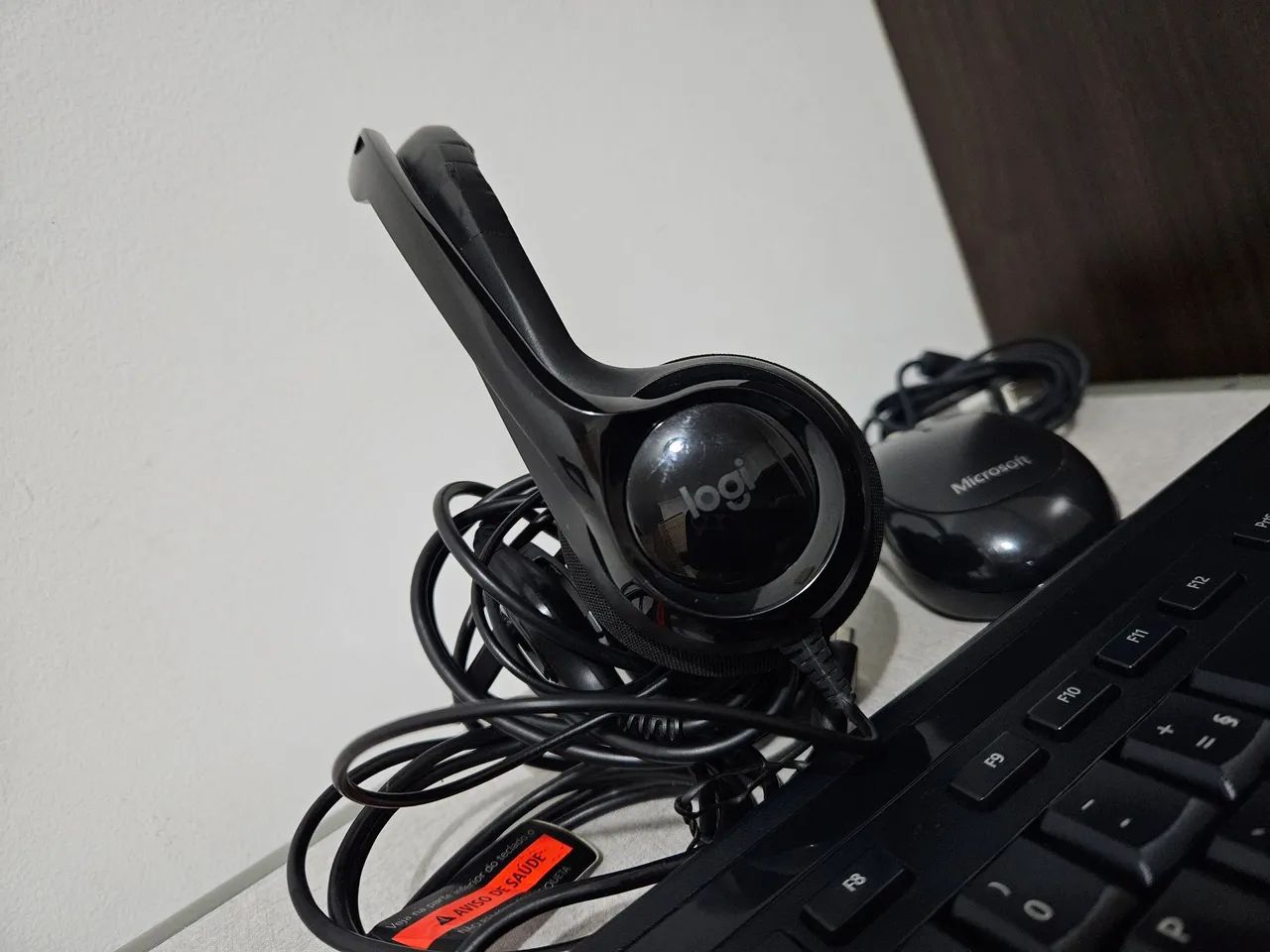 Teclado mouse e fone de ouvido. - Foto 4
