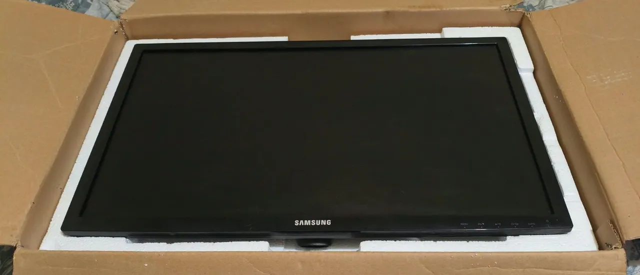 Monitor Samsung 24 1ms - Foto 2