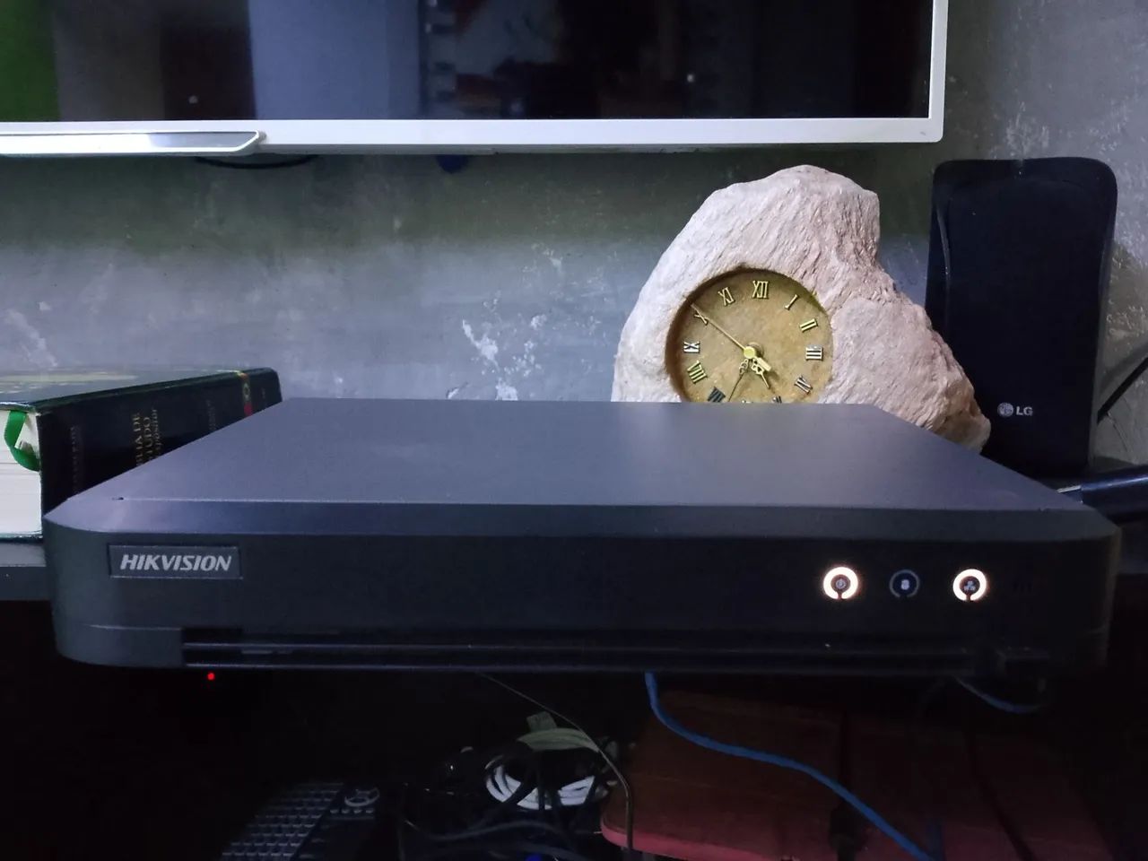 DVR hikvision 4 canais  - Foto 2